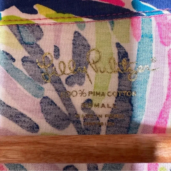 Lilly Pulitzer Rossmore Palm Reader V-Neck Pullover T-Shirt Dress Size X-Small - Picture 5 of 8
